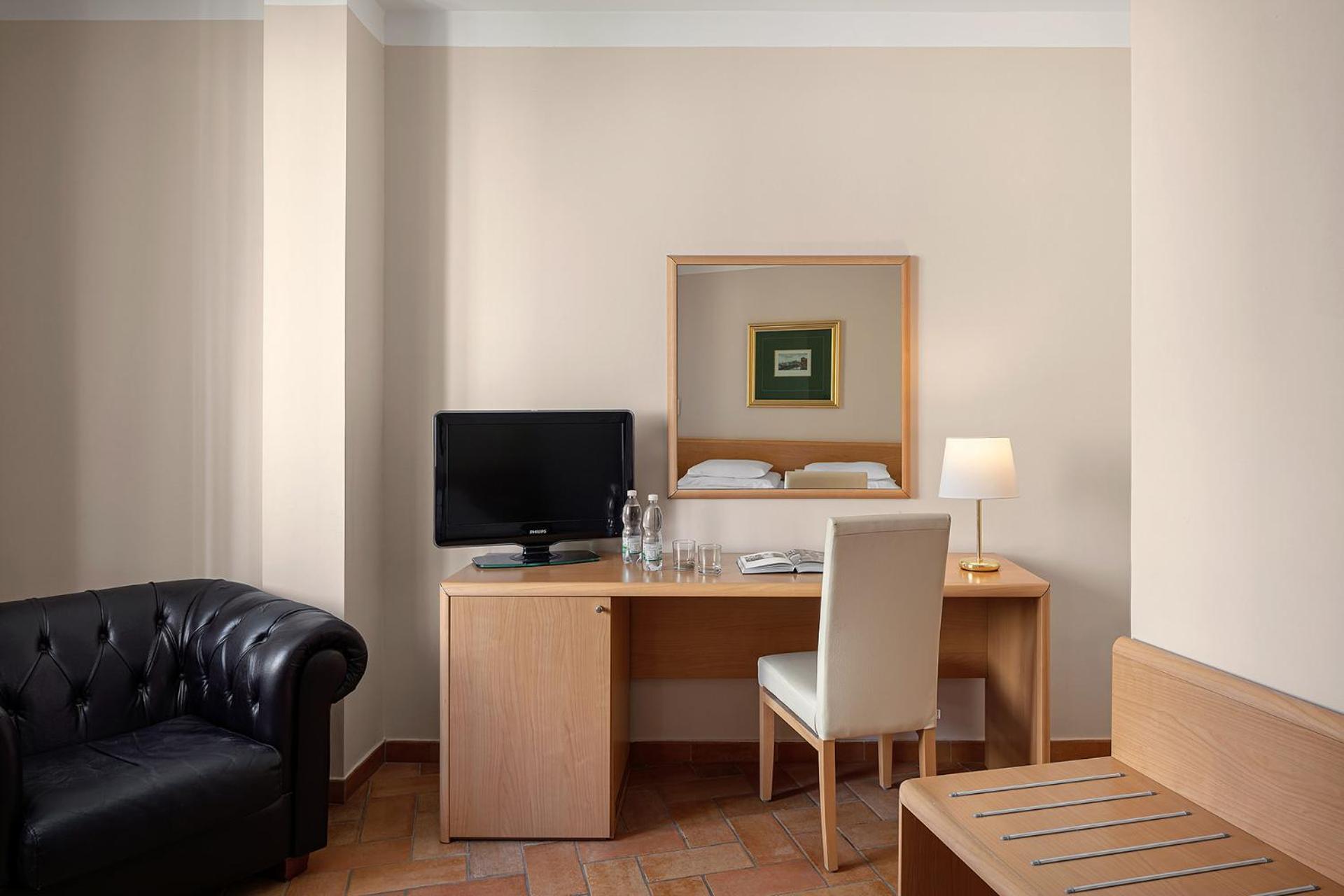 Hotel Roma Praga Esterno foto