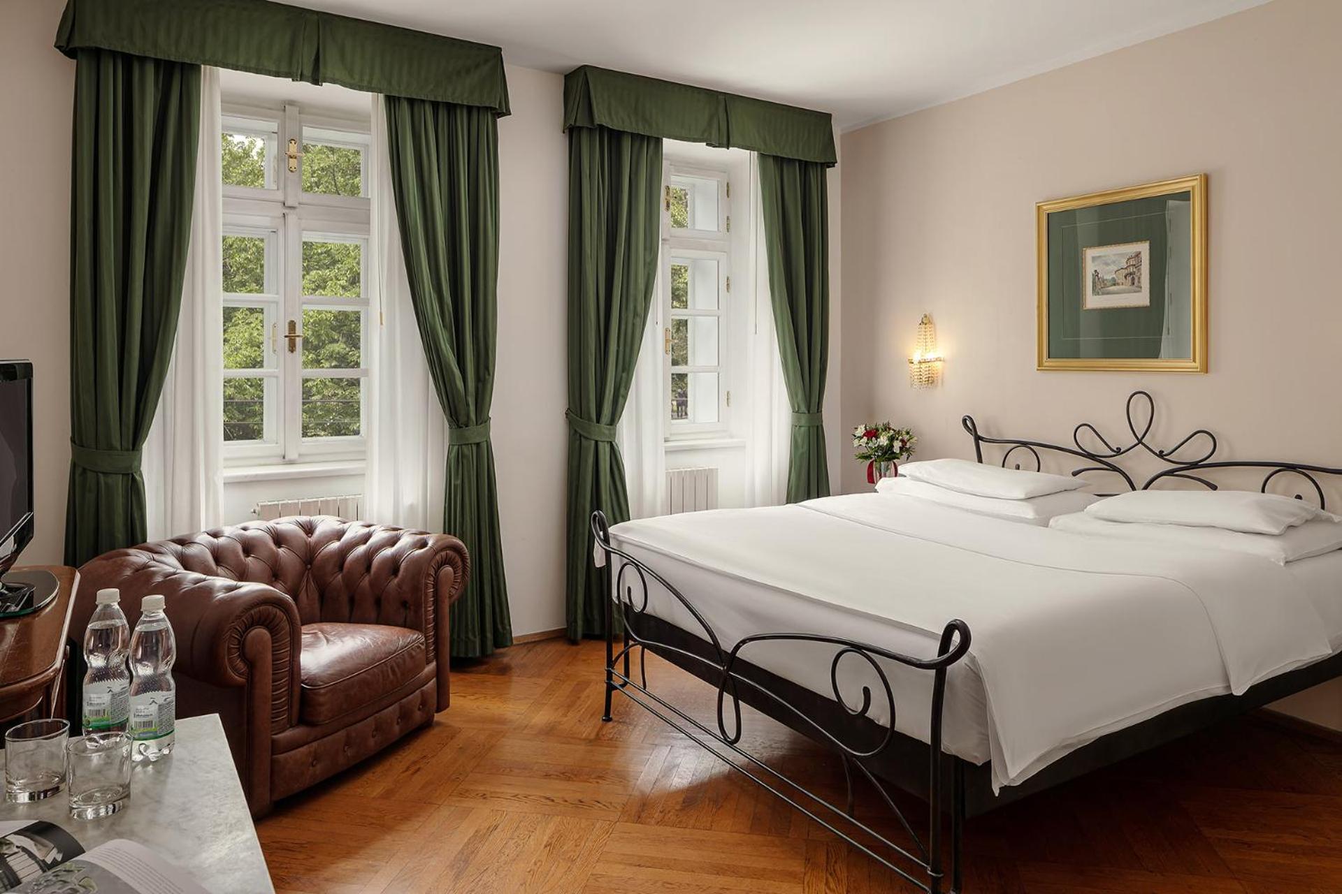 Hotel Roma Praga Esterno foto