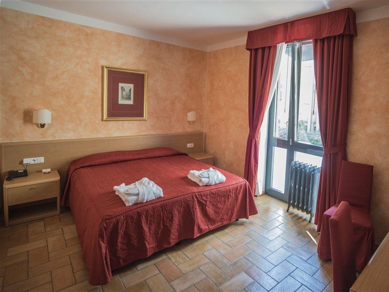 Hotel Roma Praga Esterno foto